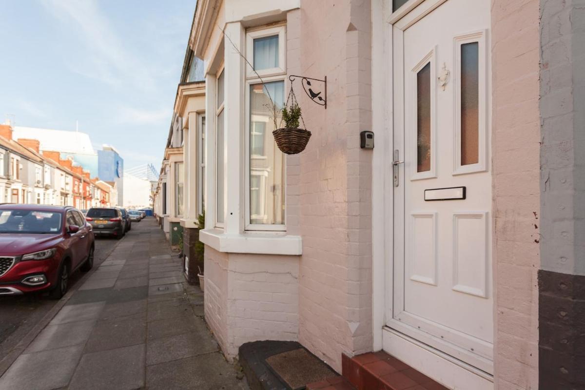 The Oxton Club, Games And Pool Table Holiday home *